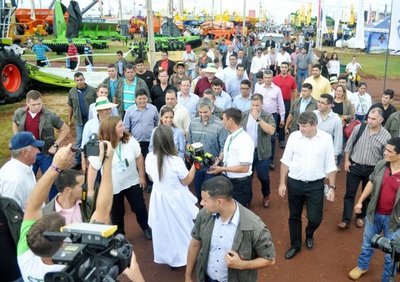Feria INNOVAR lleva tecnología al campo - Edicion Impresa - ABC Color