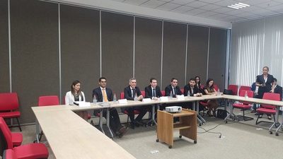 Buscan mejorar el clima de negocios en el país