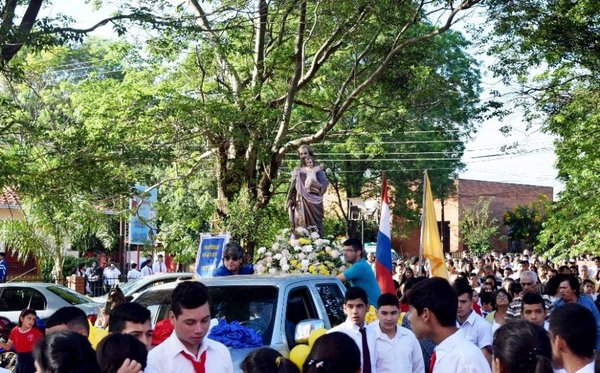 En Ybycuí piden ser honestos y solidarios - Edicion Impresa - ABC Color