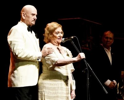 Premios Edda: una fiesta teatral - Edicion Impresa - ABC Color