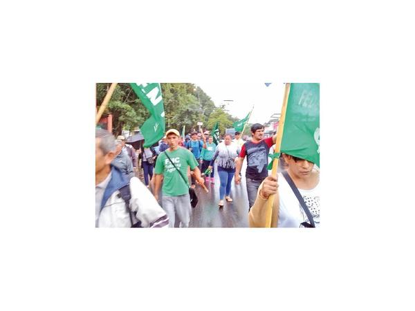Campesinos llegan hoy a Asunción para tradicional marcha