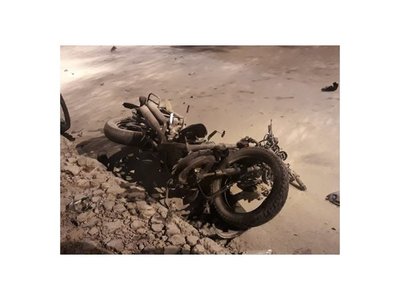 Quiso esquivar a motociclista que pasó luz roja y mató a otro