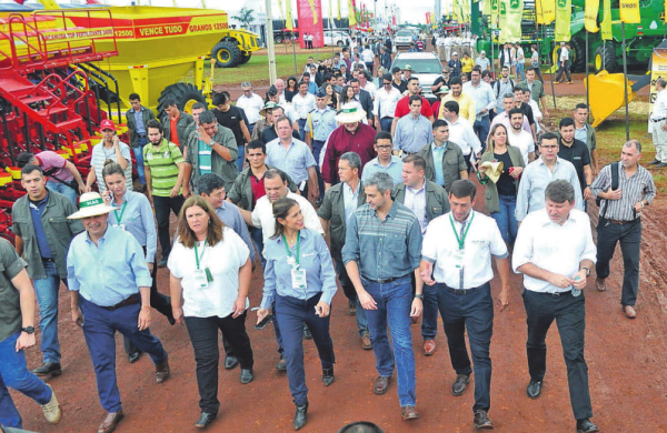 Piden al gobierno políticas para priorizar atención a productores | Diario Vanguardia 07