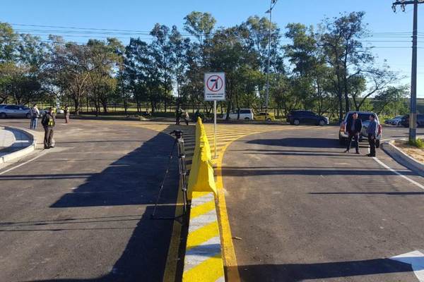 Avenida Pettirossi: multas de hasta 10 jornales por exceder velocidad