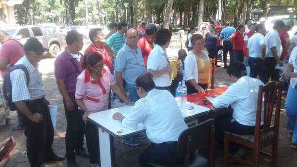 Desacuerdo del Vicepresidente con presión a funcionarios municipales de CDE - .::RADIO NACIONAL::.