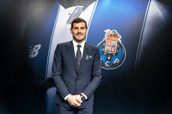 Casillas renueva hasta 2020 - Deportes - ABC Color