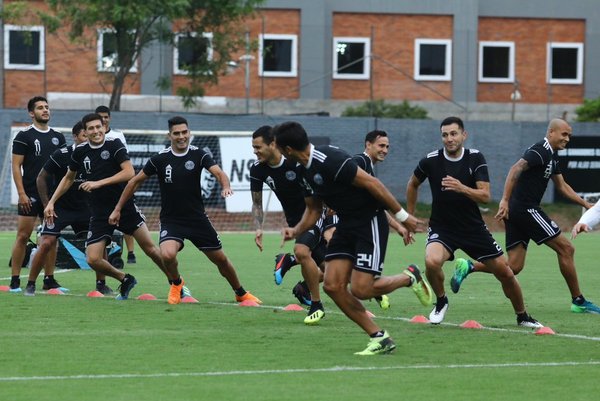 Jornada de regularización en blanco y negro