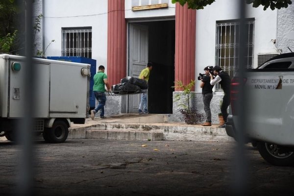 Se inicia autopsia para identificar cadáveres - Nacionales - ABC Color