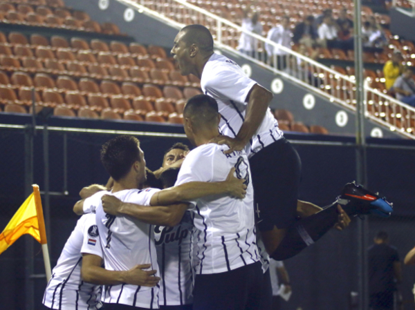 Cerro y Libertad son buenos espejos para la selección