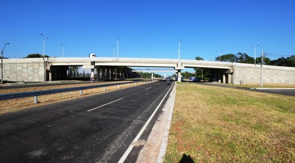 MOPC esblece velocidad máxima para circulación en autopista - .::RADIO NACIONAL::.
