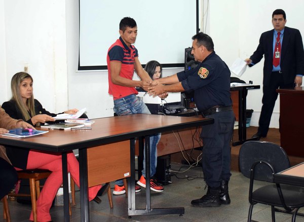 Condenado a 8 años de prisión por asaltar a choferes - ADN Paraguayo