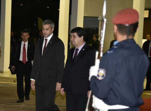 Abdo refuta a Hugo Velázquez | Paraguay en Noticias