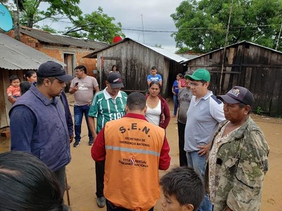 Más de 700 familias quedaron aisladas en Boquerón tras temporal