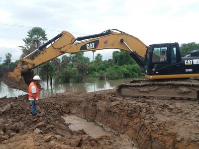 Viviendas inundadas tras las lluvias en Carmelo Peralta | Paraguay en Noticias