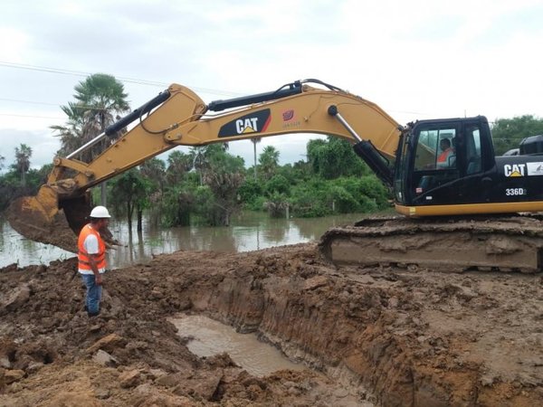 Viviendas inundadas tras las lluvias en Carmelo Peralta | Paraguay en Noticias