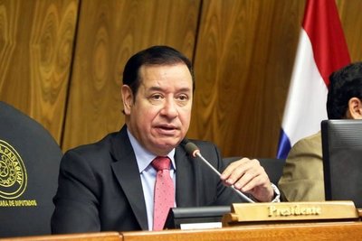 Silvio Ovelar se salvó de sanciones del pleno