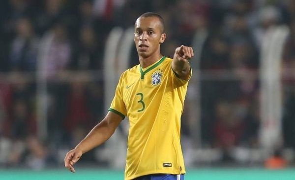 HOY / Miranda no ve presión sobre Brasil para ganar la Copa América