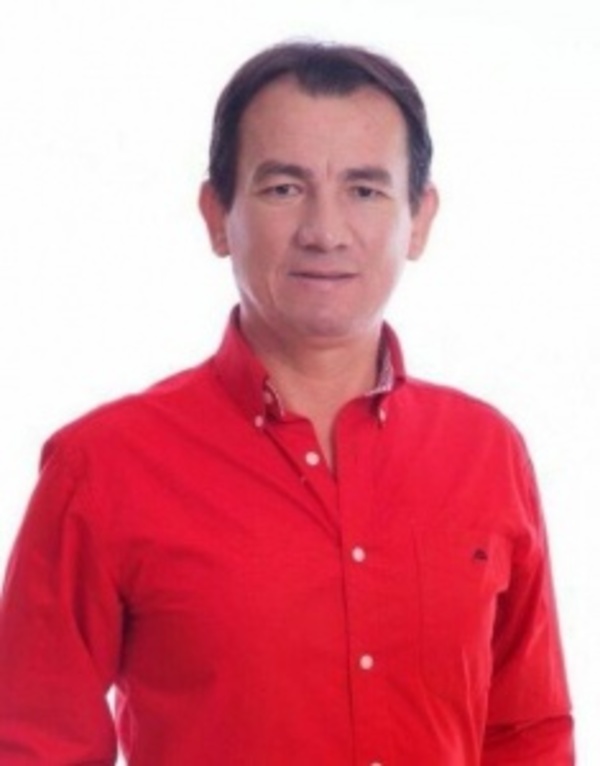 Acusaciones entre colorados por uso de recursos públicos - ADN Paraguayo
