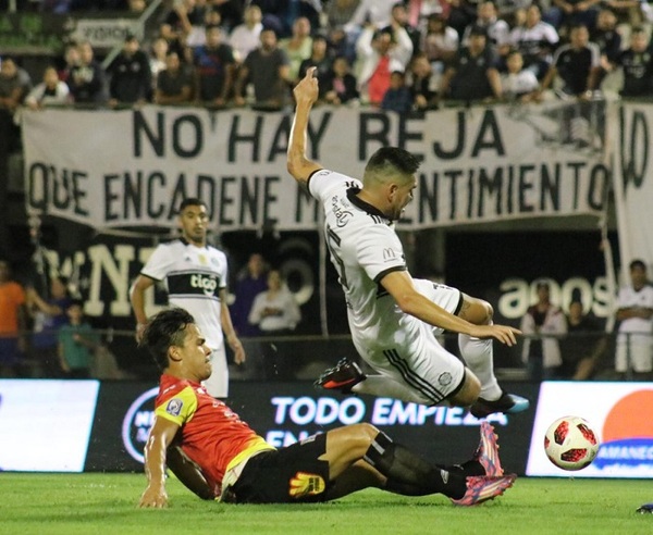 Olimpia y Santaní empatan en el partido de regularización