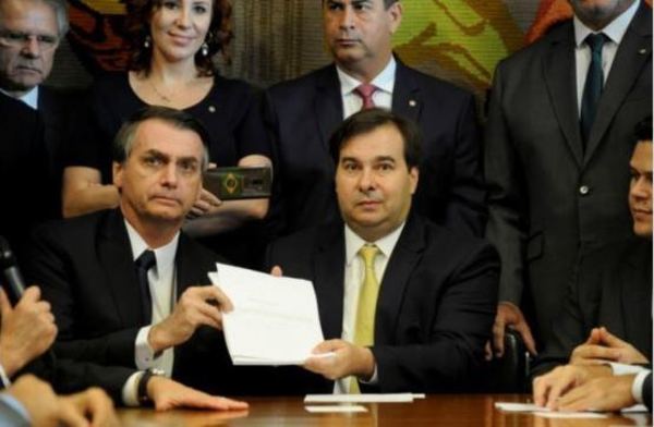 Bolsonaro presentó la reforma previsional militar » Ñanduti