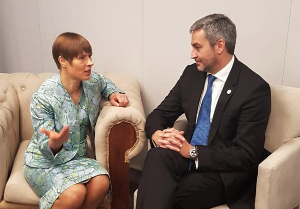 Brindarían asistencia para incorporar más tecnología en la educación paraguaya - ADN Paraguayo