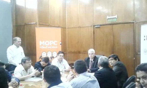 Realizan gestiones para obras viales en Mbaracayú