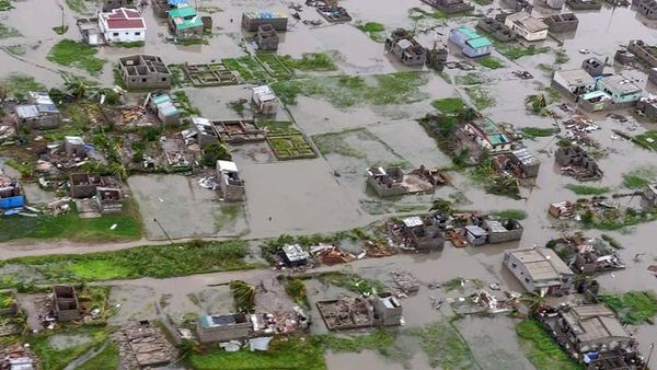 200.000 personas afectadas por ciclón e inundaciones en Zimbabue