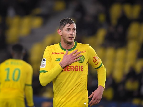 La madre de Emiliano Sala exige que se aclare el accidente de su hijo