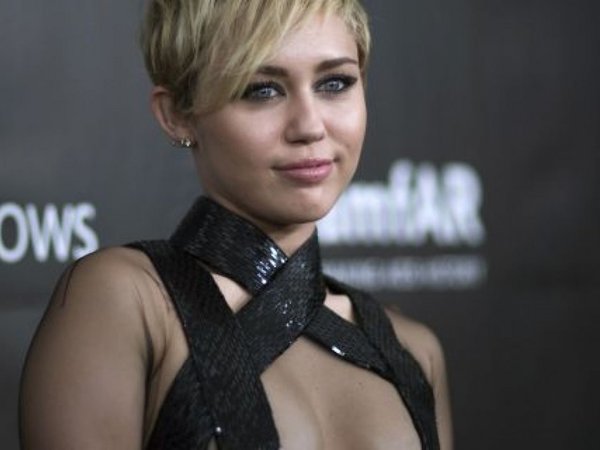 Miley Cyrus y The Killers participarán en Woodstock 50