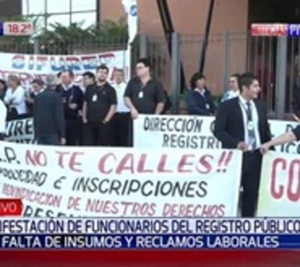 Registro Público fue paralizado por manifestación de funcionarios - Paraguay.com