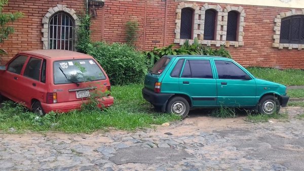 Autos abandonados - Cronicas Ciudadanas - ABC Color