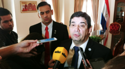 HOY / Usar la Itaipú para campaña: “Jamás salió eso de mi boca”, dice Velázquez