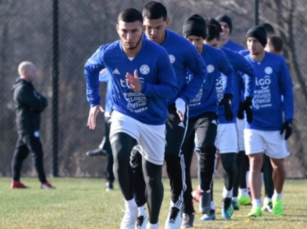 La Albirroja intensifica preparativos para medir a Perú | .::Agencia IP::.