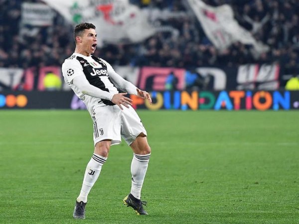 La UEFA castiga a Ronaldo por su "conducta inapropiada"