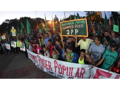 FNC pide "abandonar a politiqueros y no apoyar a ningún candidato"