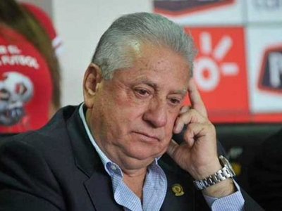 Chiriboga, sancionado "de por vida" por la FIFA