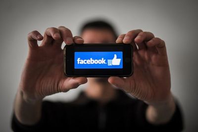 Facebook guardó en sus servidores contraseñas sin encriptar de millones de usuarios