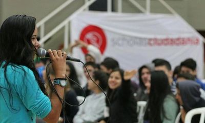 Papa lanza proyecto tecnológico para que los jóvenes sean “programadores de la paz”