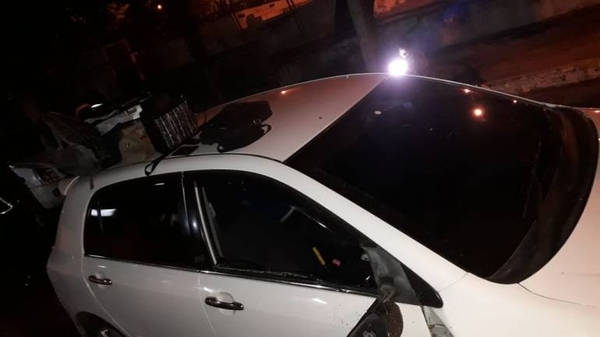 HOY / Persecución y balacera: pescan a tortoleros en un supermercado