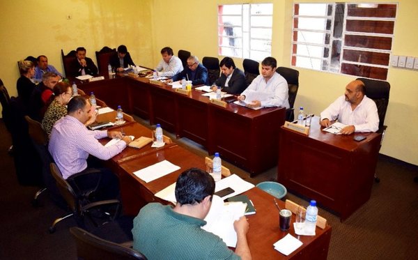 Concejales deciden pagar auditoría - Edicion Impresa - ABC Color