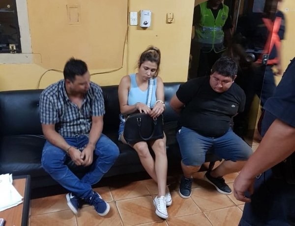 Detienen a tortoleros tras robar en supermercado | Paraguay en Noticias