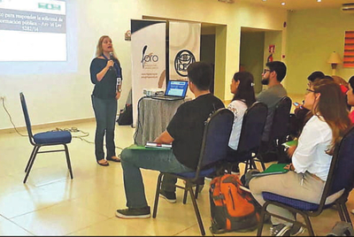 Periodistas de CDE en un taller del Fopep | Diario Vanguardia 07