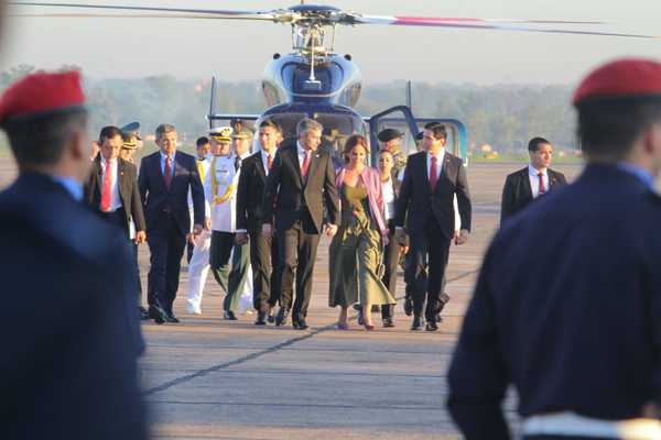 Presidente viajó a Chile para reunirse con sus pares sudamericanos e impulsar el Prosur | .::PARAGUAY TV HD::.