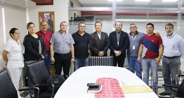 Trabajadores celebran conquistas laborales en la Fundación Tesãi - ADN Paraguayo