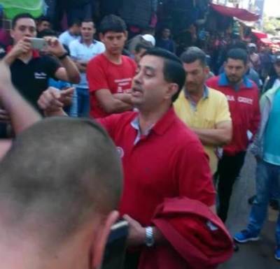 Concejal Núñez fue echado a gritos del microcentro