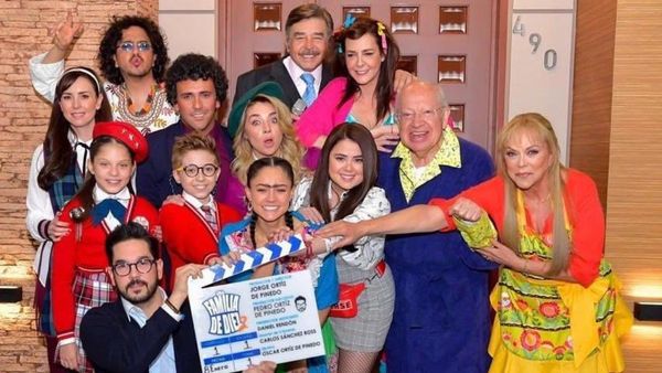 Presentar tráiler oficial del regreso de "Una Familia de diez" » Ñanduti