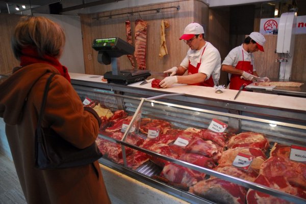 Argentina sigue compitiendo en Chile con la carne paraguaya de todos modos se siguen cerrando negocios