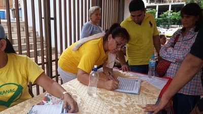 Últimos días para juntas firmas para reducción de tarifa de energía eléctrica