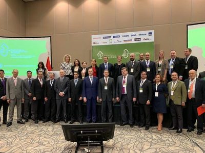 Buscan fortalecer lazos por finanzas sostenibles