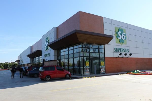 Asaltantes robaron sucursal bancaria en Superseis de Fernando de la Mora » Ñanduti